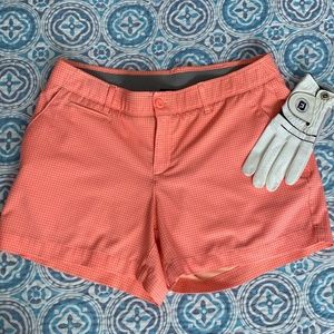 EUC Under Armour Heat Gear Houndstooth Shorts 10